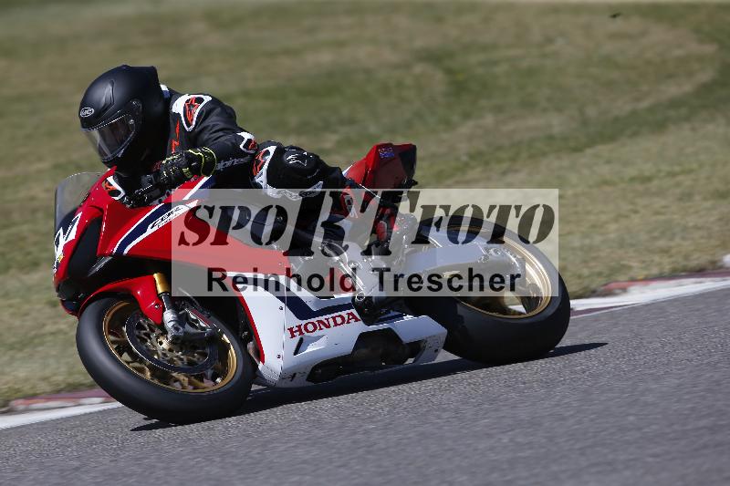 /12 30.04.2026  Speer Racing ADR/Gruppe gelb/177